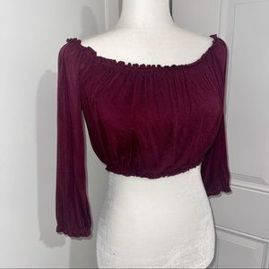 Long sleeved crop shirt